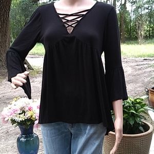 EUC "Try!This black 3/4 sleeve top
